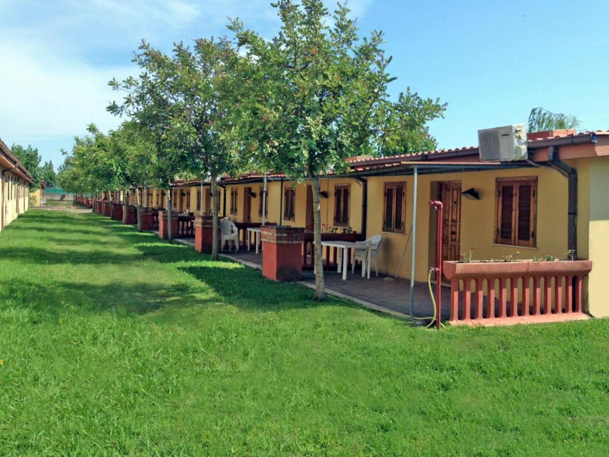 Onda Camping Village Ardea Buitenkant foto