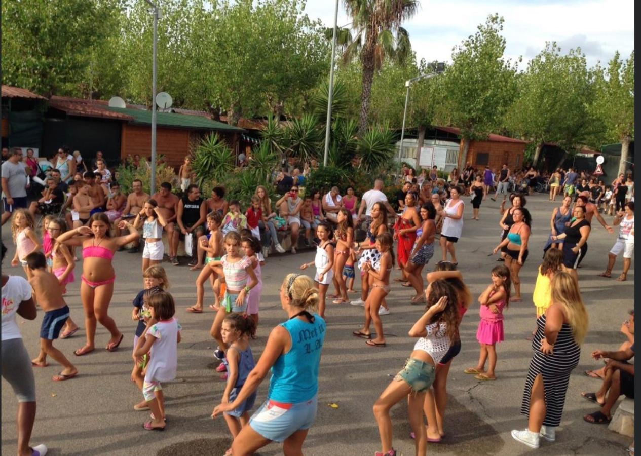 Onda Camping Village Ardea Buitenkant foto