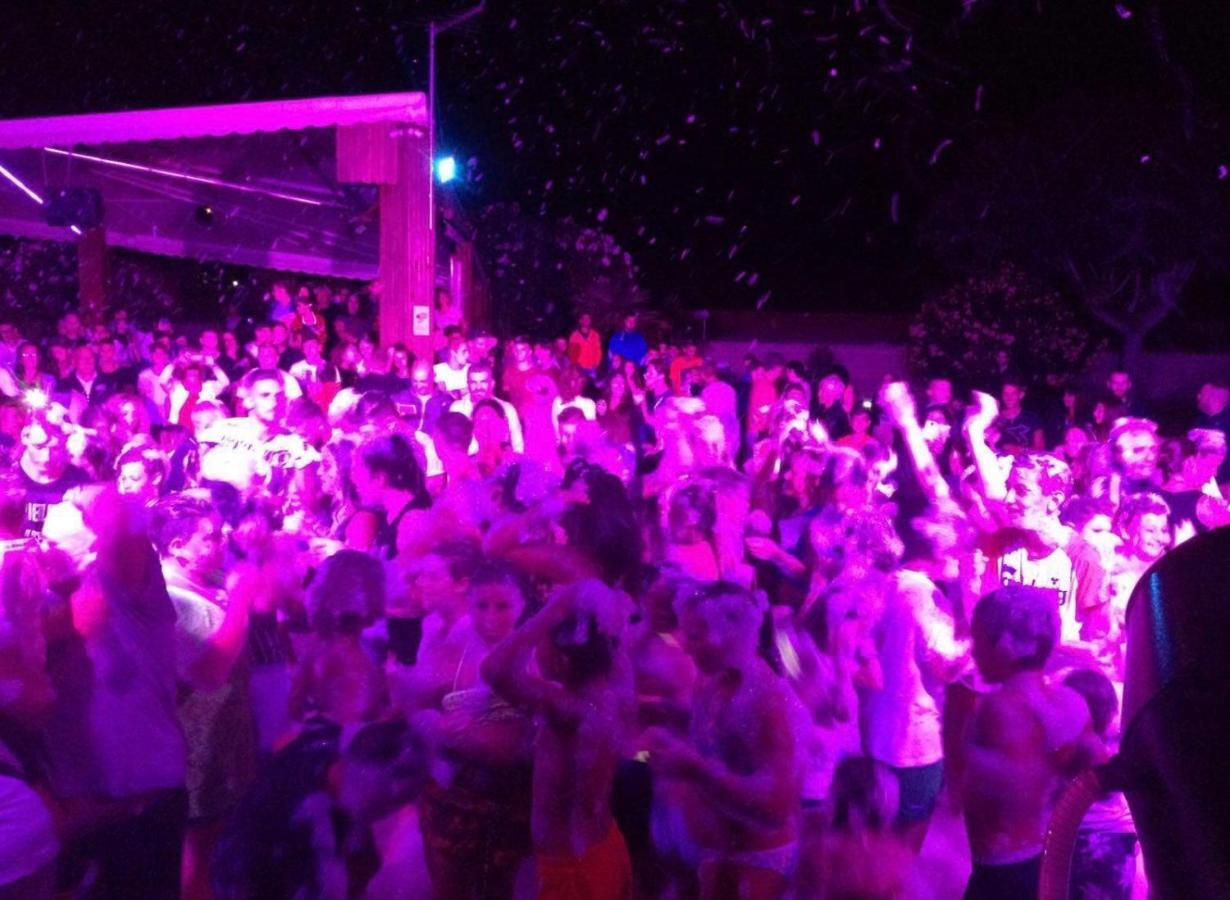Onda Camping Village Ardea Buitenkant foto